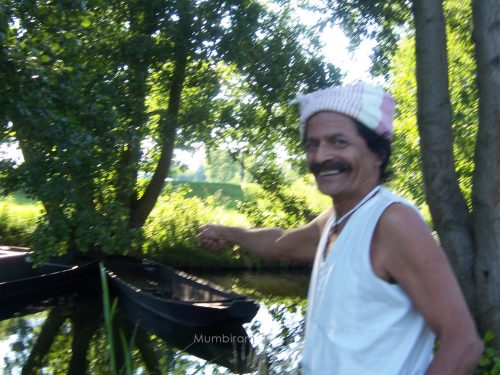 Mumbriam at the river, sign Mumbiram am Fluss, Lübben, 2011, (Foto privat)
